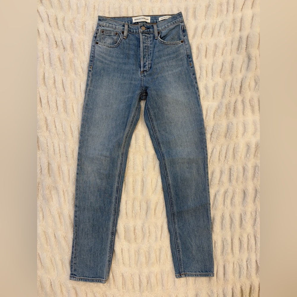 Aritzia Denim Forum The Yoko‎ High Rise Slim 28L Size 25